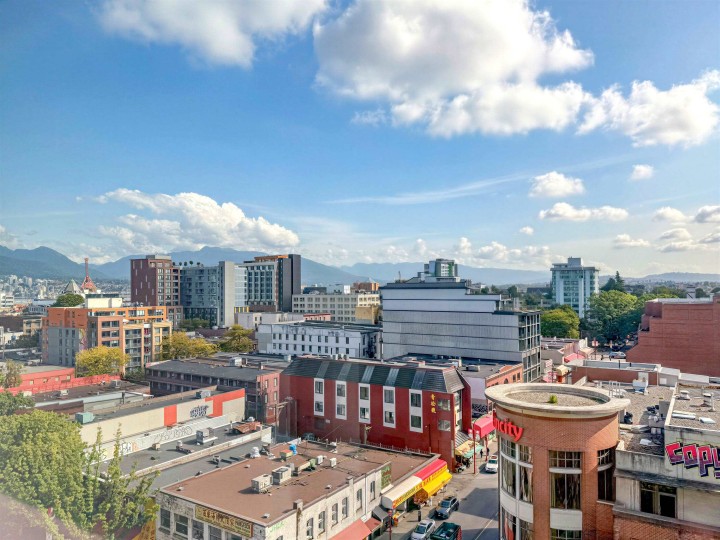 Photo 4 at 1608 - 188 Keefer Street, Downtown VE, Vancouver East
