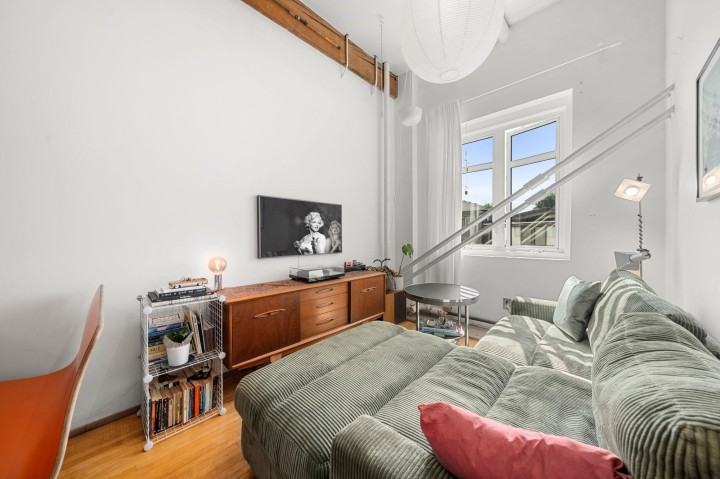 Photo 9 at 120 - 2556 E Hastings Street, Renfrew VE, Vancouver East