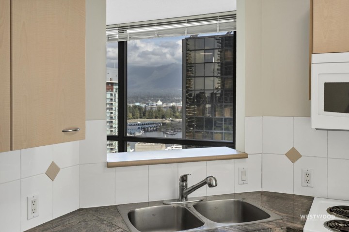 Photo 7 at 1708 - 1367 Alberni Street, West End VW, Vancouver West