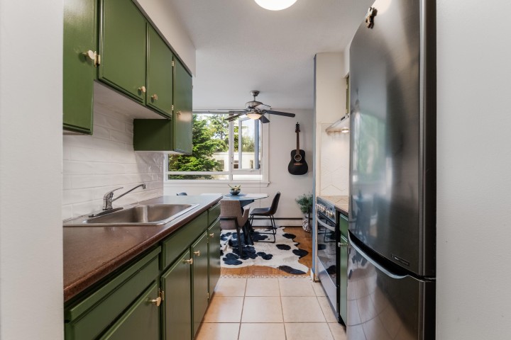 Photo 9 at 203 - 1850 Comox Street, West End VW, Vancouver West
