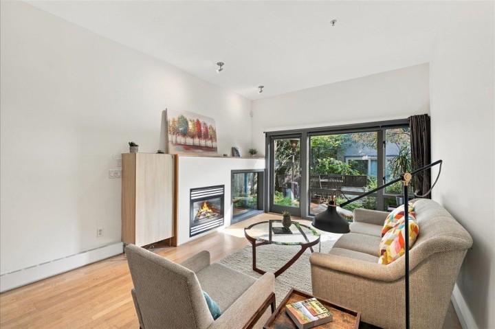 Photo 6 at 3008 Victoria Drive, Grandview Woodland, Vancouver East