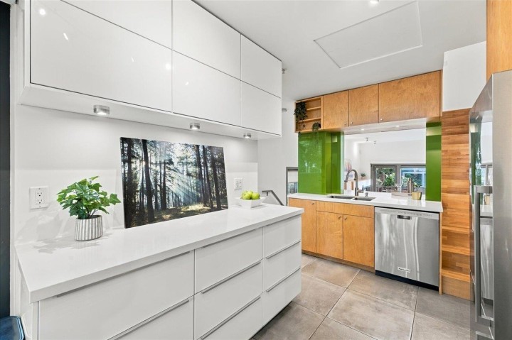 Photo 11 at 3008 Victoria Drive, Grandview Woodland, Vancouver East