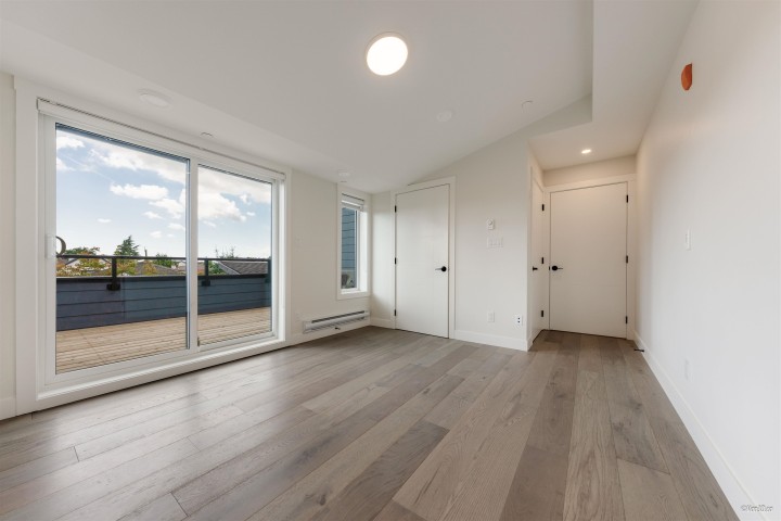 Photo 8 at 202 - 5092 Slocan Street, Collingwood VE, Vancouver East
