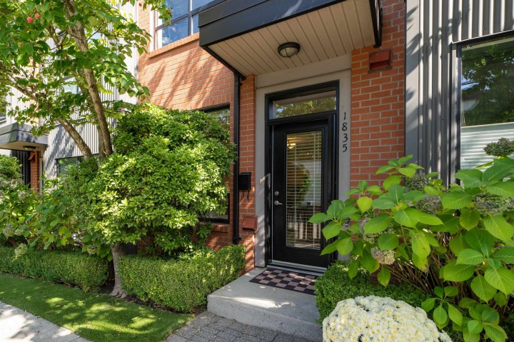 Photo 2 at 1835 Stainsbury Avenue, Victoria VE, Vancouver East