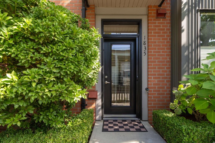 Photo 3 at 1835 Stainsbury Avenue, Victoria VE, Vancouver East