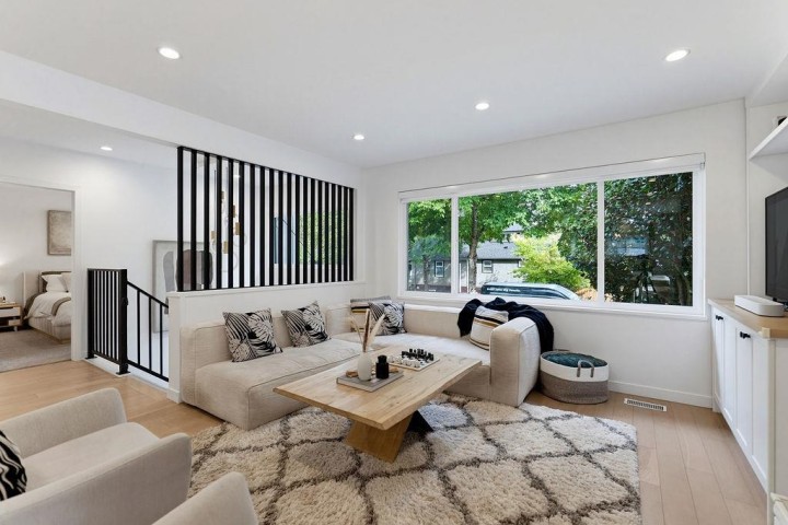 Photo 6 at 4921 Chester Street, Fraser VE, Vancouver East