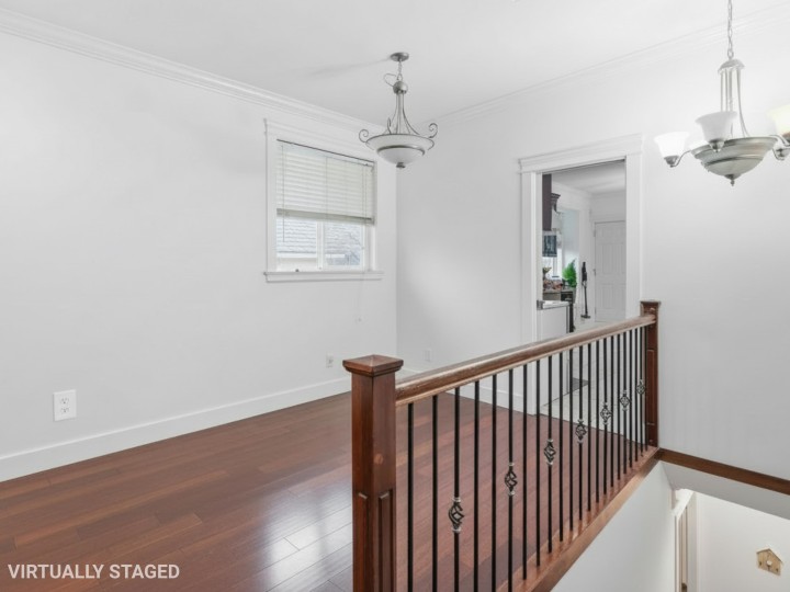 Photo 3 at 1389 E 54th Avenue, South Vancouver, Vancouver East