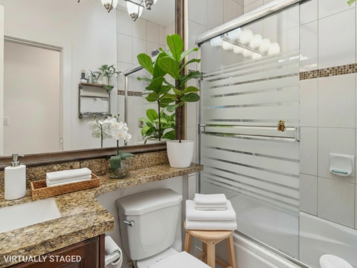 Photo 9 at 1389 E 54th Avenue, South Vancouver, Vancouver East