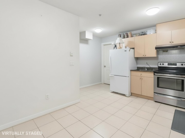 Photo 10 at 1389 E 54th Avenue, South Vancouver, Vancouver East