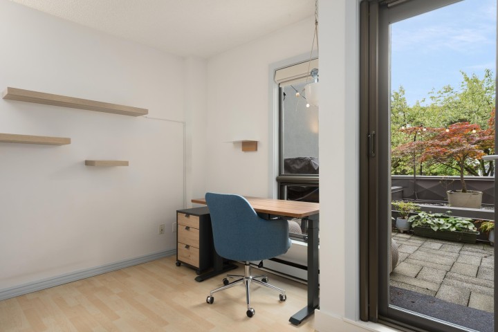 Photo 15 at 106 - 1477 Fountain Way, False Creek, Vancouver West