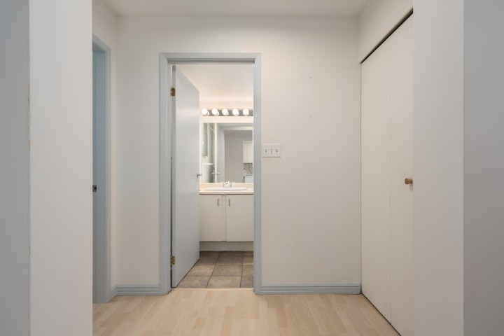 Photo 29 at 106 - 1477 Fountain Way, False Creek, Vancouver West