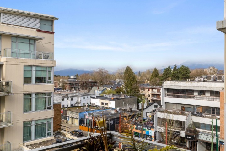 Photo 20 at 608 - 2228 W Broadway, Kitsilano, Vancouver West