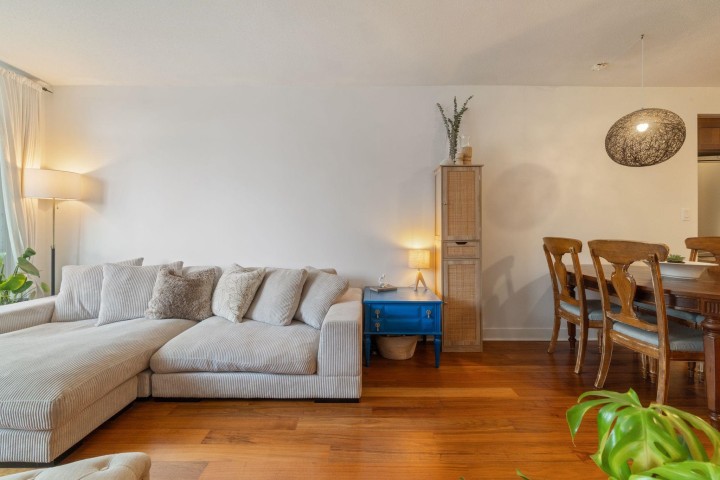 Photo 8 at 608 - 2228 W Broadway, Kitsilano, Vancouver West
