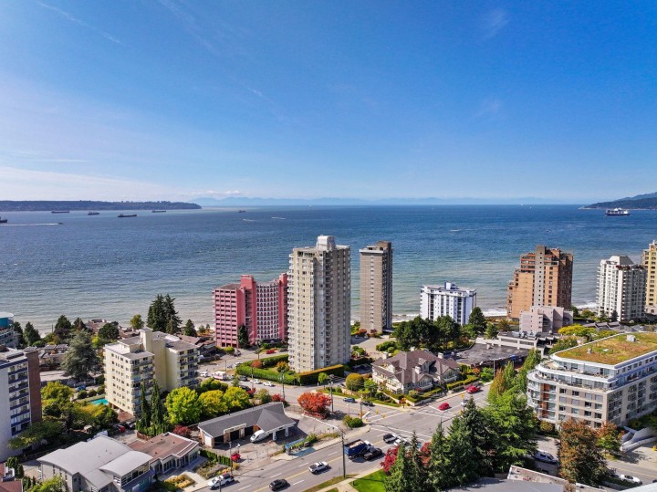 Photo 22 at 1502 - 2203 Bellevue Avenue, Dundarave, West Vancouver
