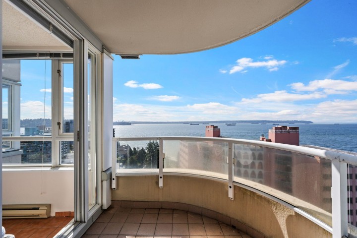 Photo 9 at 1502 - 2203 Bellevue Avenue, Dundarave, West Vancouver