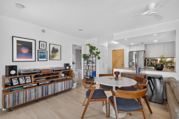 Photo 12 at 502 - 120 Milross Avenue, Downtown VE, Vancouver East