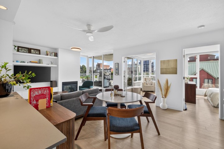 Photo 3 at 502 - 120 Milross Avenue, Downtown VE, Vancouver East