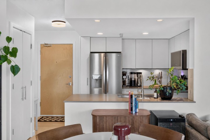 Photo 14 at 502 - 120 Milross Avenue, Downtown VE, Vancouver East