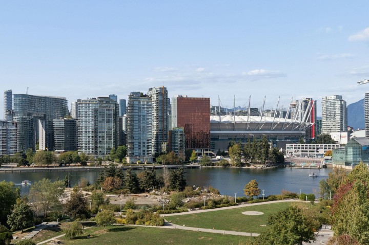 Photo 32 at 906 - 181 W 1st Avenue, False Creek, Vancouver West