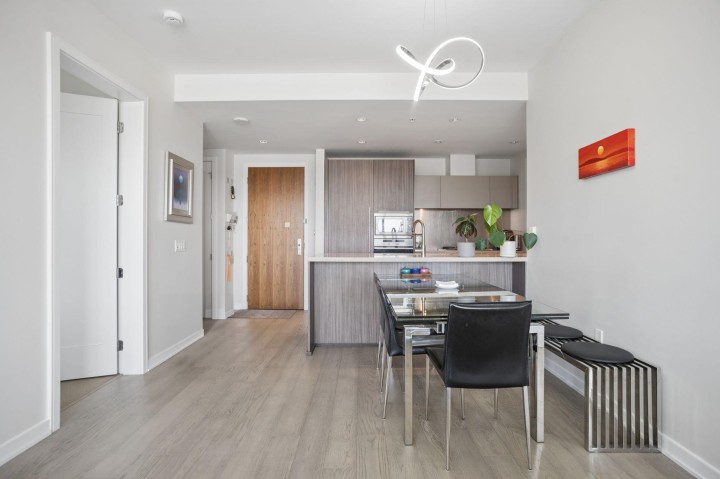 Photo 8 at 906 - 181 W 1st Avenue, False Creek, Vancouver West