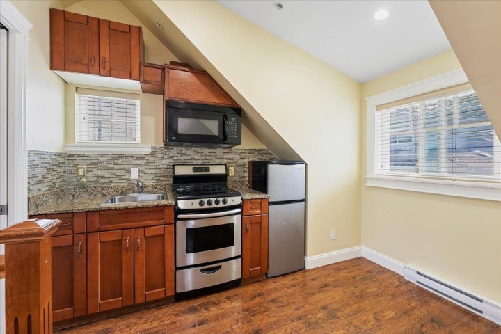 Photo 31 at 1185 E 62nd Avenue, South Vancouver, Vancouver East