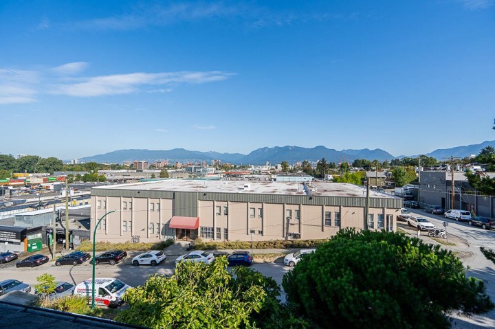 Photo 23 at 1342 Grant Street, Grandview Woodland, Vancouver East
