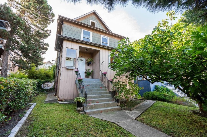 Photo 1 at 1342 Grant Street, Grandview Woodland, Vancouver East