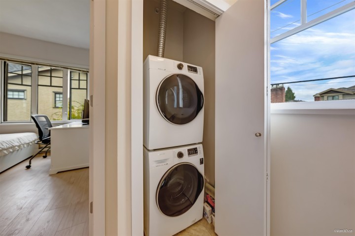 Photo 22 at 989 W 38th Avenue, Cambie, Vancouver West