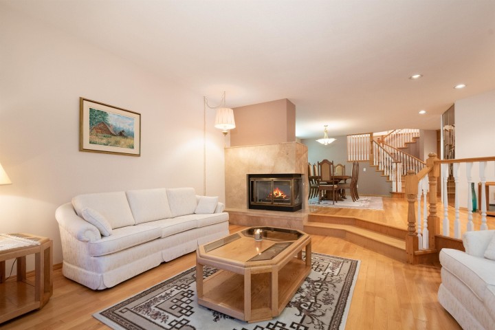 Photo 5 at 6440 Rosebery Avenue, Horseshoe Bay WV, West Vancouver