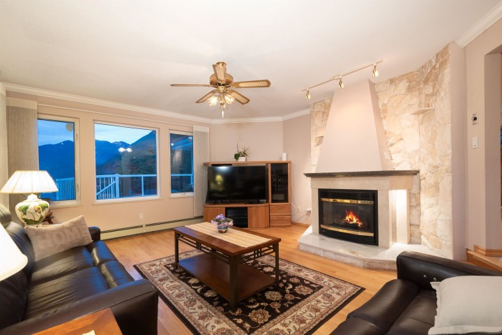 Photo 15 at 6440 Rosebery Avenue, Horseshoe Bay WV, West Vancouver