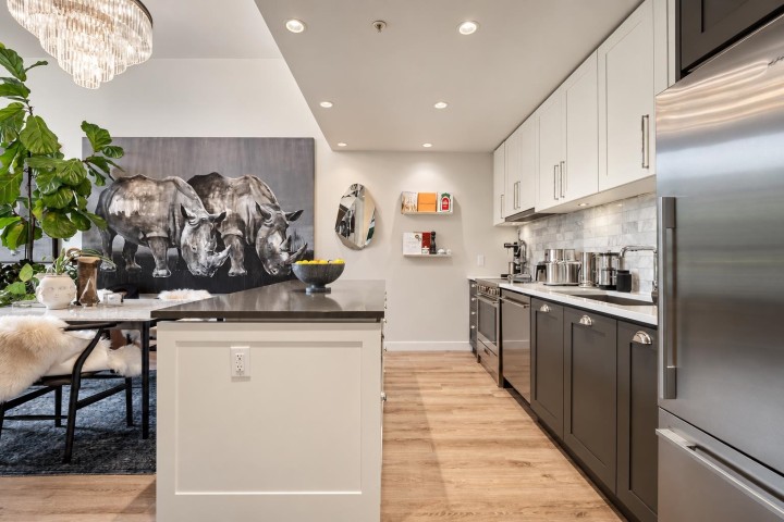 Photo 12 at 3431 Porter Street, Victoria VE, Vancouver East