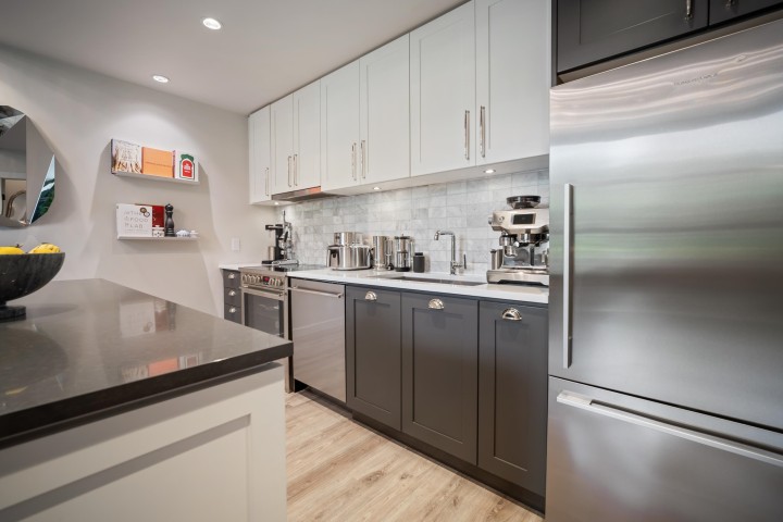 Photo 14 at 3431 Porter Street, Victoria VE, Vancouver East