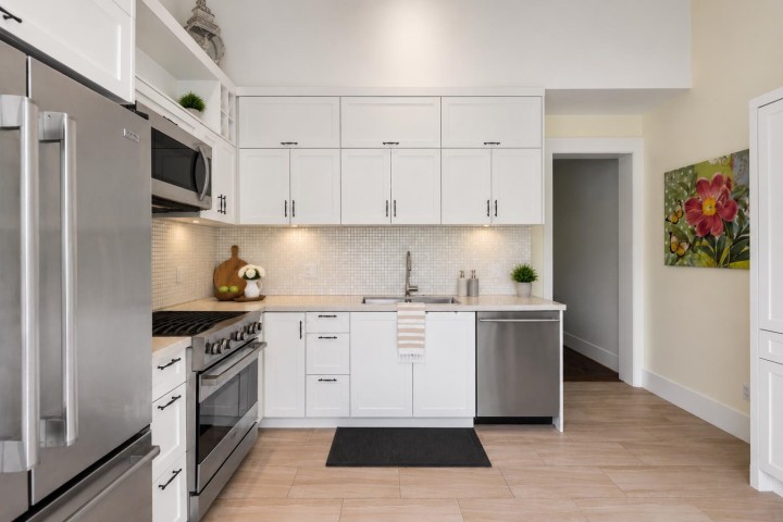 Photo 14 at 3541 W 8th Avenue, Kitsilano, Vancouver West