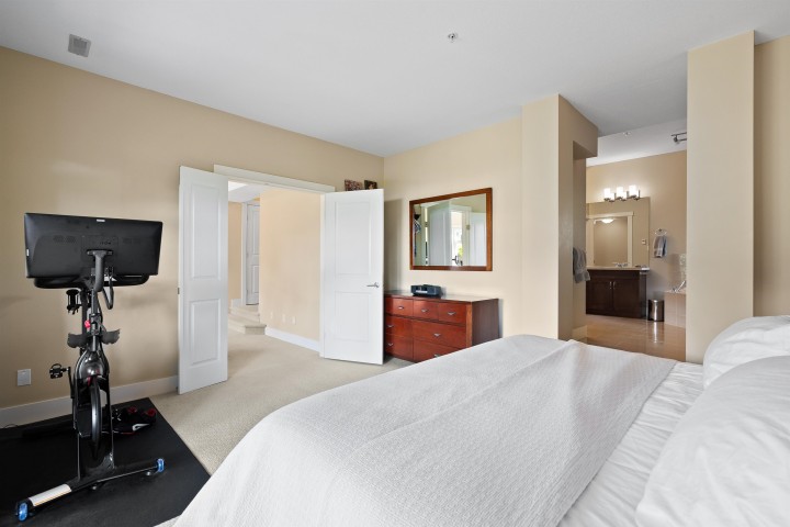 Photo 14 at 300 Ocean Crest Drive, Furry Creek, West Vancouver