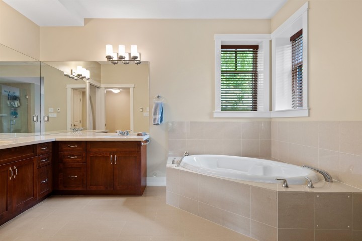 Photo 15 at 300 Ocean Crest Drive, Furry Creek, West Vancouver