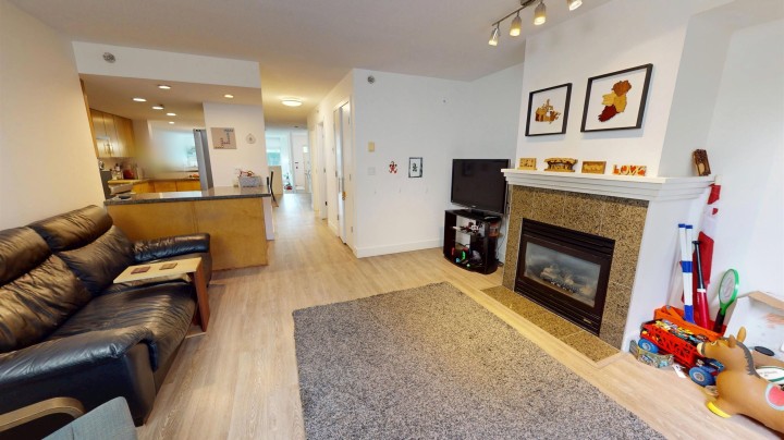Photo 11 at 1040 Quebec Street, Downtown VE, Vancouver East