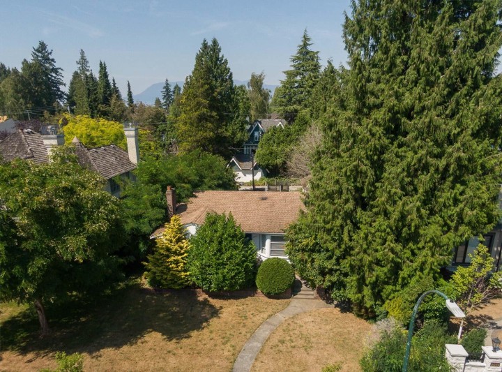 Photo 3 at 2677 W 35th Avenue, MacKenzie Heights, Vancouver West