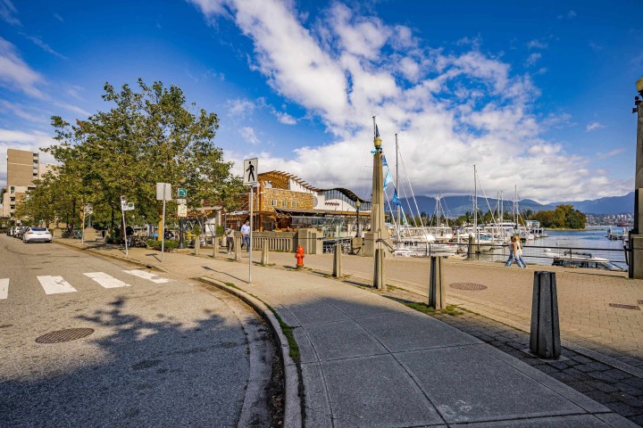 Photo 36 at 807 - 590 Nicola Street, Coal Harbour, Vancouver West