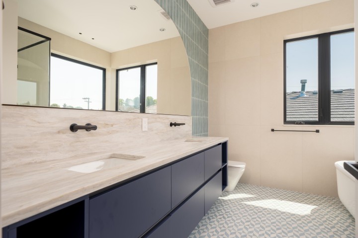 Photo 11 at 2 - 1450 E 30th Avenue, Knight, Vancouver East
