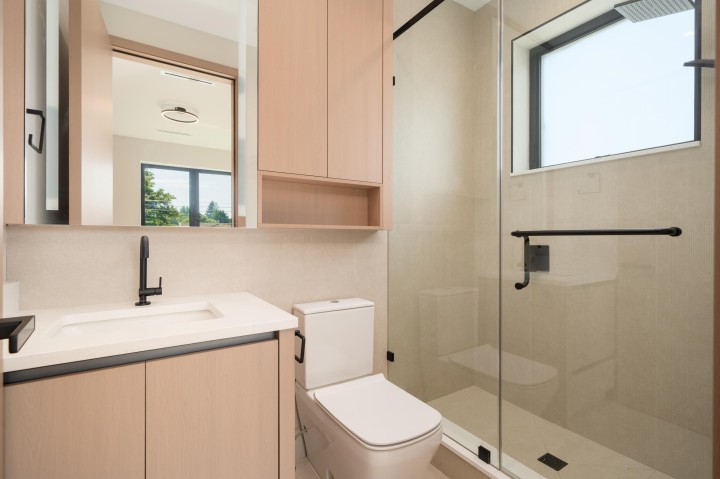 Photo 7 at 2 - 1448 E 30th Avenue, Knight, Vancouver East