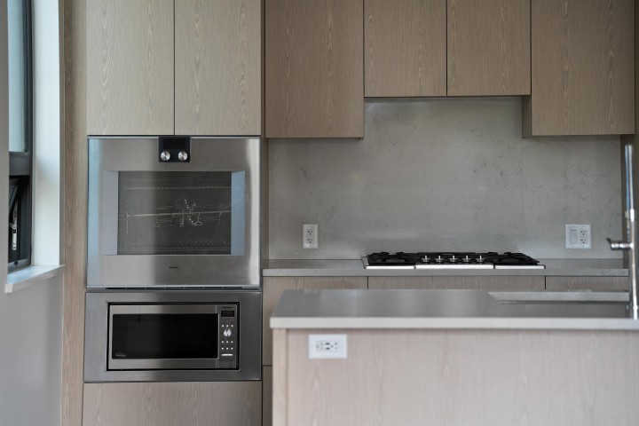 Photo 4 at 303 - 633 W King Edward Avenue, Cambie, Vancouver West