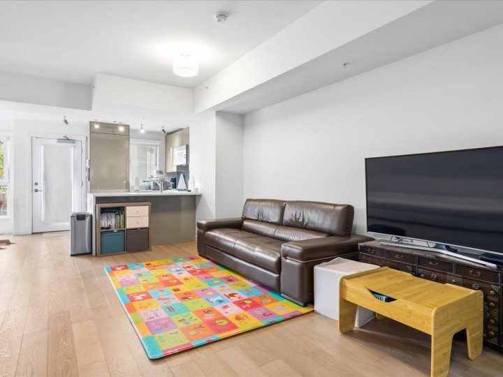 Photo 3 at 4183 Cambie Street, Cambie, Vancouver West