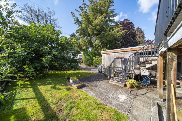 Photo 6 at 6333 Elgin Street, Fraser VE, Vancouver East
