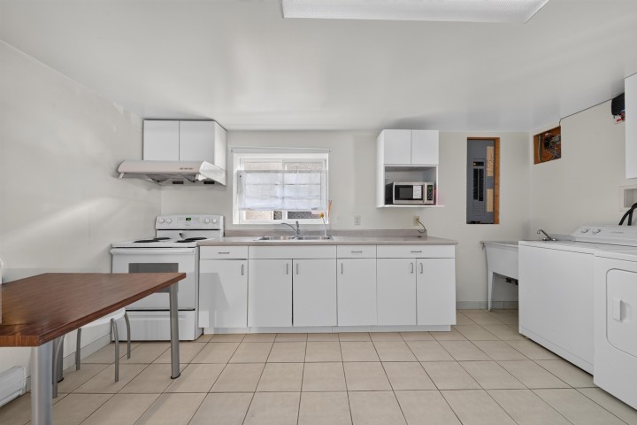 Photo 36 at 6333 Elgin Street, Fraser VE, Vancouver East