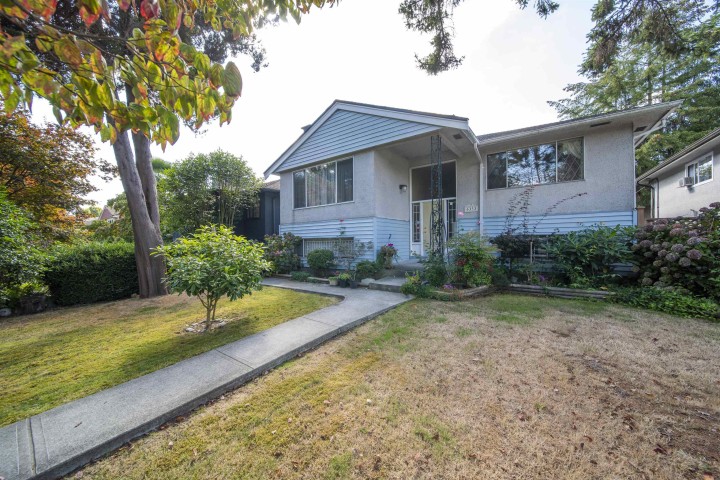 Photo 5 at 6333 Elgin Street, Fraser VE, Vancouver East
