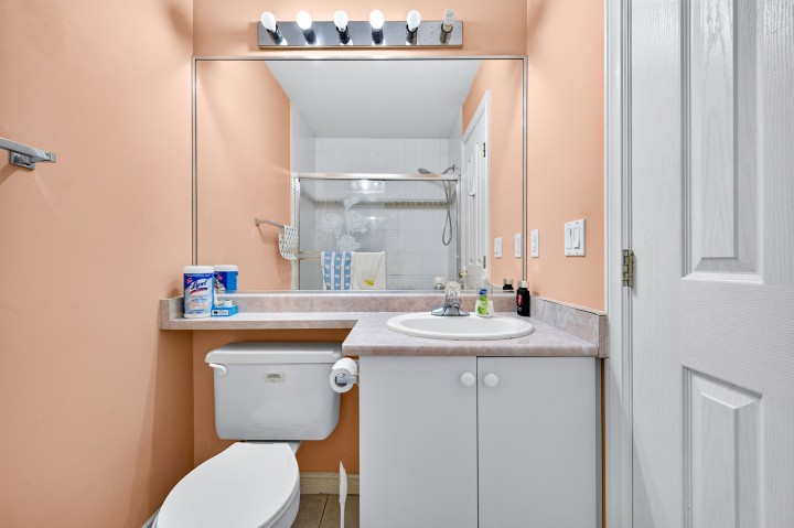 Photo 18 at 650 W 70th Avenue, Marpole, Vancouver West
