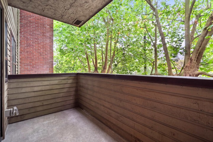 Photo 16 at 206 - 853 E 7 Avenue, Mount Pleasant VE, Vancouver East