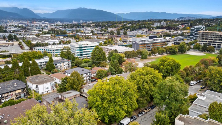 Photo 22 at 206 - 853 E 7 Avenue, Mount Pleasant VE, Vancouver East