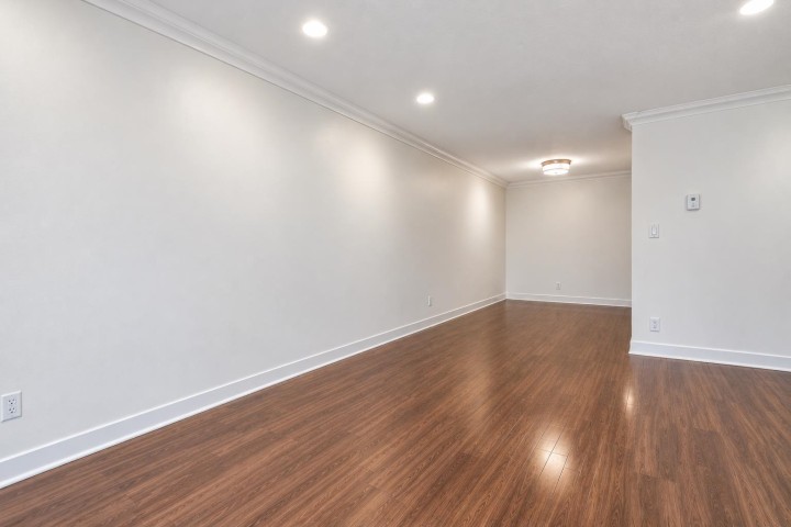 Photo 5 at 206 - 853 E 7 Avenue, Mount Pleasant VE, Vancouver East