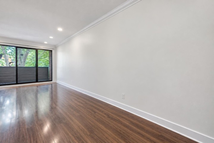 Photo 8 at 206 - 853 E 7 Avenue, Mount Pleasant VE, Vancouver East
